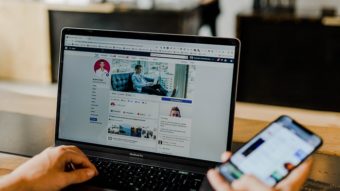 Como baixar um vídeo privado do Facebook