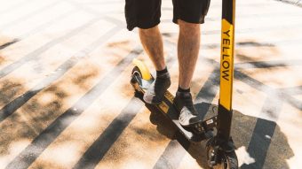 Yellow entra na Justiça após prefeitura de SP apreender 500 patinetes